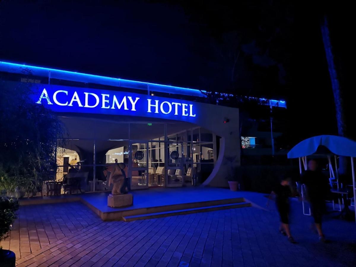Academy Hotel Venus Ngoại thất bức ảnh